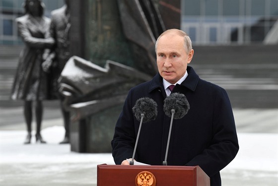 Ruský prezident Vladimir Putin hovoil v centrále civilní rozvdky SVR, která v...