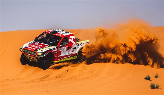 Martin Prokop pi píprav na Rallye Dakar.