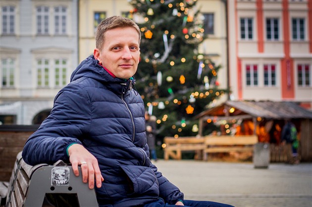 Michal Stejskal dlal ve firm, která distribuuje rzné znaky zubních past....