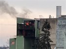 V Kolín po výbuchu hoí elektrárna, hasii povolali vrtulník