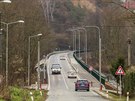 Silnin most pes eku Radbuzu mezi Liticemi a Valchou je po rozshl...