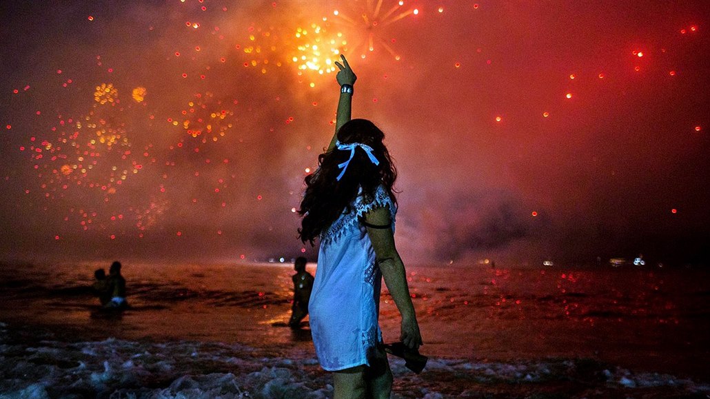 Silvestrovské oslavy na brazilské plái Copacabana v roce 2019