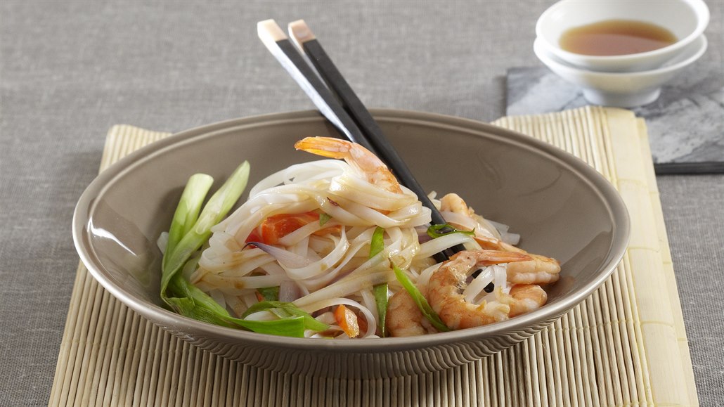 Vietnamské rýové nudle s krevetami