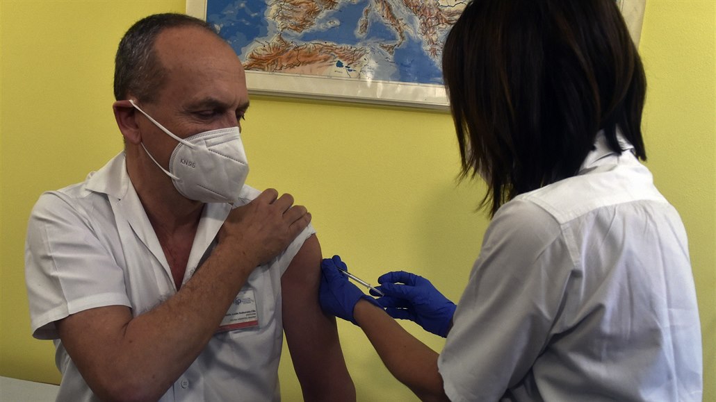 Očkování proti koronaviru začalo v Moravskoslezském kraji v úterý 29. prosince 2020.