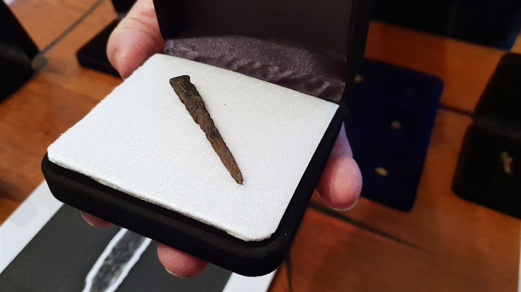 Skrýš v jihočeském klášteře vydala relikvii, hřeb může být z Kristova kříže