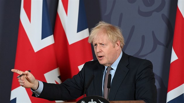 Britský premiér Boris Johnson (24. prosince 2020)