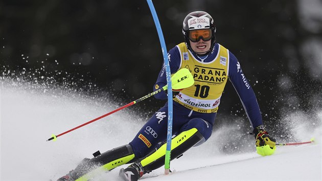 Alex Vinatzer v prvnm kole slalomu SP v Alta Badii