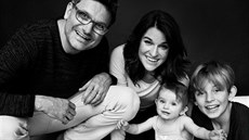 Patrik Hartl s rodinou