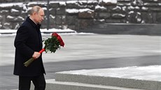 Ruský prezident Vladimir Putin hovoil v centrále civilní rozvdky SVR, která v...