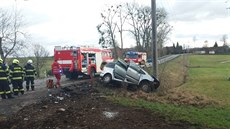 U obce Lupenice na Rychnovsku dnes po poledni narazil šestasedmdesátiletý řidič...