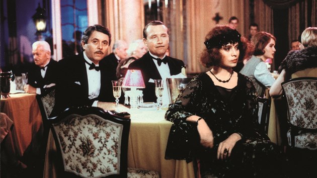 Josef Abrh�m, Rudolf Jel�nek a Libu�e �afr�nkov� v seri�lu N�hrdeln�k.