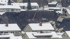 V norské vesnici Gjerdrum se vlivem deště sesula půda. (30. prosince 2020)