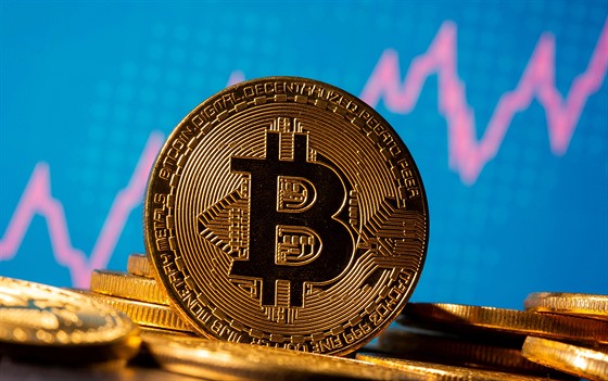 Cena kryptoměny bitcoin poprvé překonala hranici 30 000 dolarů (644 000 Kč). Za...