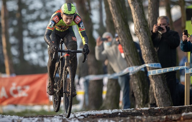 Cyklokrosový pohár v Hlinsku vyhráli Konwa a sedmnáctiletá Zemanová