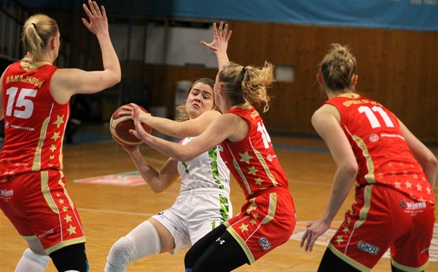 Ostravské basketbalistky proti Slavii promarnily šanci na výhru