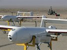 Pehlídka íránských dron na dvoudenních manévrech na severu zem (4. ledna...