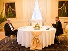 Prezident Milo Zeman pivítal na tradiním novoroním obd v Lánech premiéra...