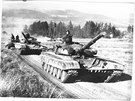 Pesun sovtských T-72 v tehdejí SSR