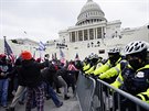 Kongres nakonec výsledek prezidentských voleb potvrdil ped tvrtou hodinou...