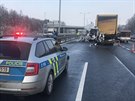 Policie vyetuje nehodu dodvky s kamionem. (8.1.2020)
