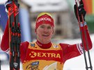 Alexandr Bolunov jako vítz tvrté etapy Tour de Ski