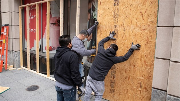 Obchodnci se ve Washingtonu pipravuj na masivn demonstrace. (4. ledna 2021)
