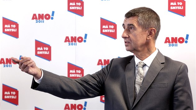 Miliard a pedseda hnut ANO 2011 Andrej Babi ped volbami do zastupitelstev kraj (1. srpna 2012)