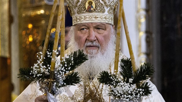 Moskevsk patriarcha Kirill slou pravoslavnou vnon mi. (6. ledna 2021)