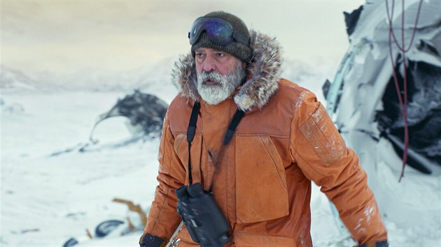 George Clooney ve filmu P�lno�n� nebe (2020)