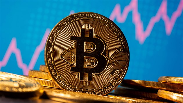 Cena kryptomny bitcoin poprvé pekonala hranici 30 000 dolar (644 000 K). Za...