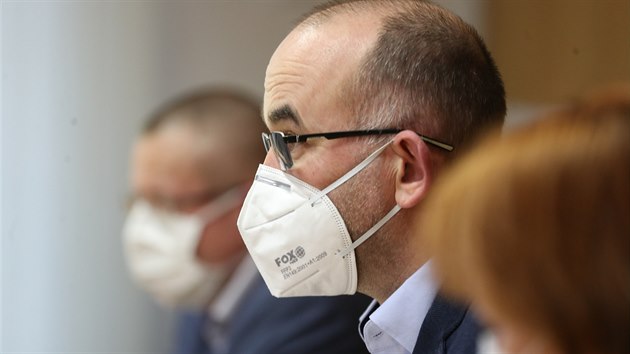 Ministr zdravotnictví Jan Blatný vystoupil na tiskové konferenci k protiepidemickému systému (PES) a k centrálnímu rezervačnímu systému na očkování. (5. ledna 2021)