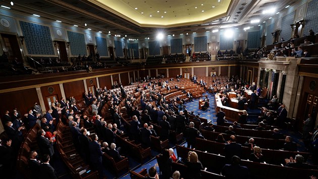 Ob komory americkho Kongresu zasedly k potvrzen vsledku prezidentskch voleb. (6. ledna 2021)