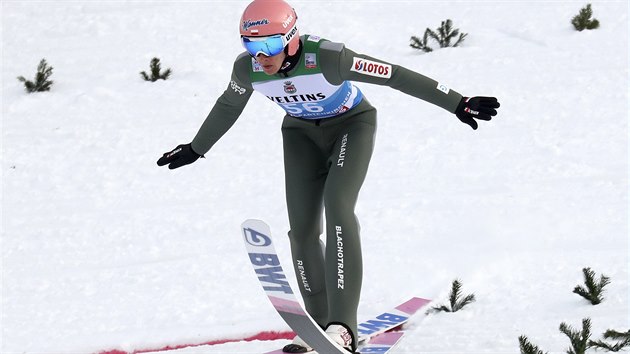 Polsk skokan na lych Dawid Kubacki vyhrl v Garmisch-Partenkirchenu druh dl Turn ty mstk.