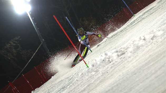 Rakousk lyaka Katharina Liensbergerov na trati slalomu v Zhebu.