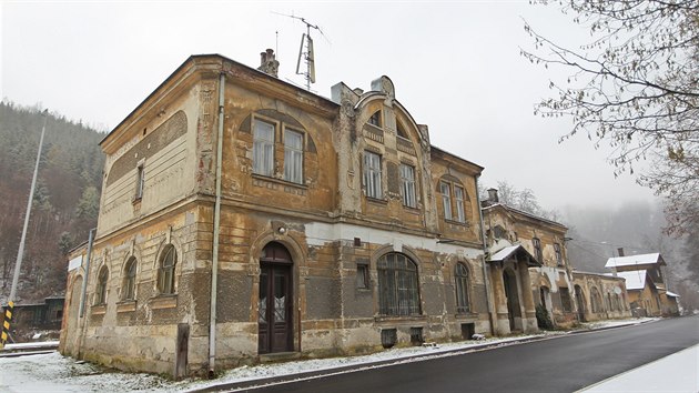 Zchtral historick budova ndra v Hrub Vod na Olomoucku.