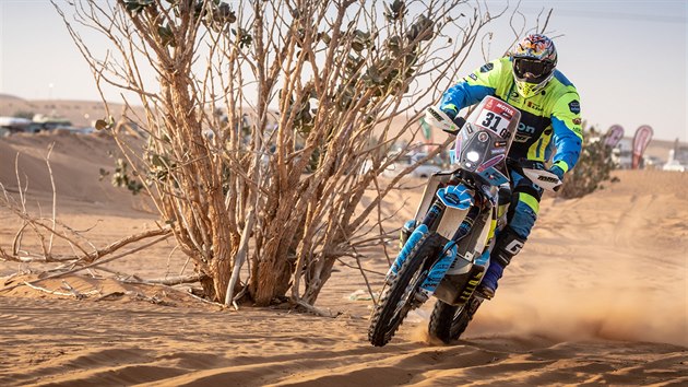 Český motocyklista Martin Michek během Rallye Dakar