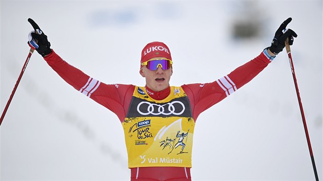Alexandr Bolunov vyhrl sthac zvod ve 3. etap Tour de Ski.