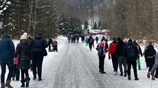 Do hor vyrazilo na začátku ledna hodně turistů a plná parkoviště hlásily...