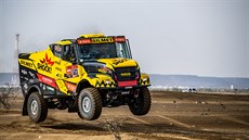Pilot kamionu Iveco Martin Macík obsadil v prologu 43. roníku Rallye Dakar...
