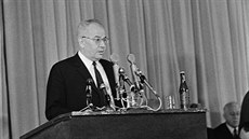�eskoslovenský prezident Gustáv Husák.
