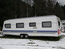 Vykradené karavany v autokempu ve pindlerov Mlýn. (3. - 5. 12. 2020)
