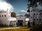 Solomon's Castle, Ona, Florida. Hrad obalený hliníkovou fólií je dílem...