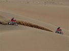Kevin Benavides a Ricky Brabec v jedenácté etap Rallye Dakar.