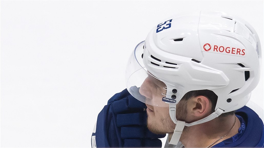 Helmy hokejist Vancouveru bude zdobit logo firmy Rogers Communications-