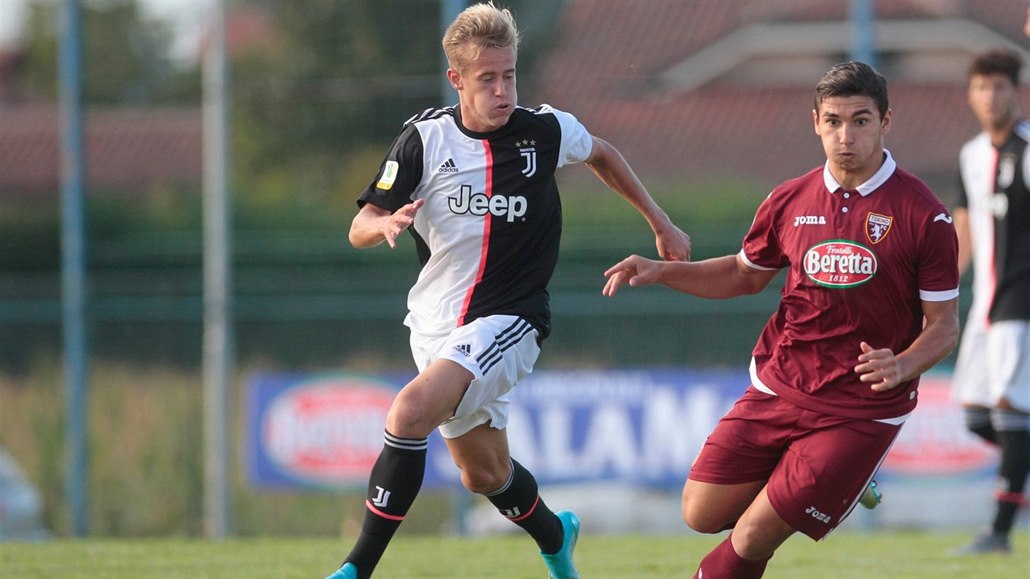 Nicolas Penner (vlevo) v dresu Juventusu Turín