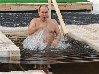 Ruský prezident Vladimir Putin podstoupil tradiční rituál pravoslavných...
