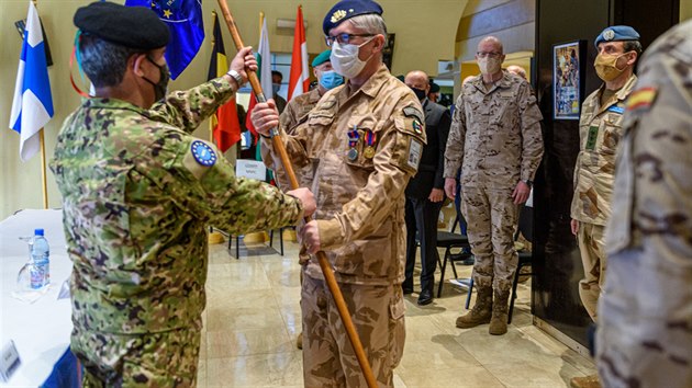 Brigdn generl Frantiek Ridzk pedal 12. ledna 2021 po sedmi mscch velen vcvikov mise EU v Mali.