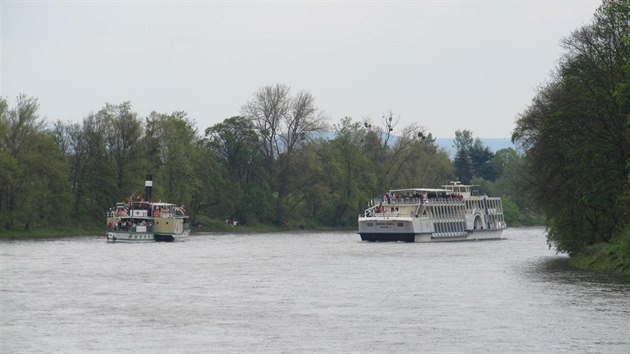 Podle prvních plánů United Rivers by parníky mohly směrem do Čech vyplout už na začátku května.