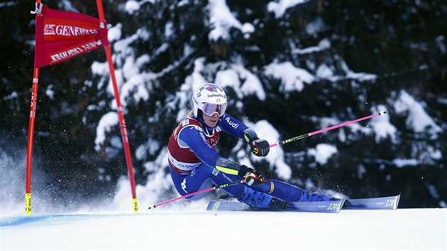 Marta Bassinová v obřím slalomu v Krajnské Goře.