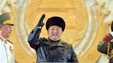 Vdce KLDR Kim ong-un na armádní pehlídce (14. ledna 2020)
